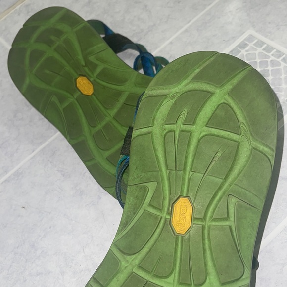 CHACO - Picture 5 of 6